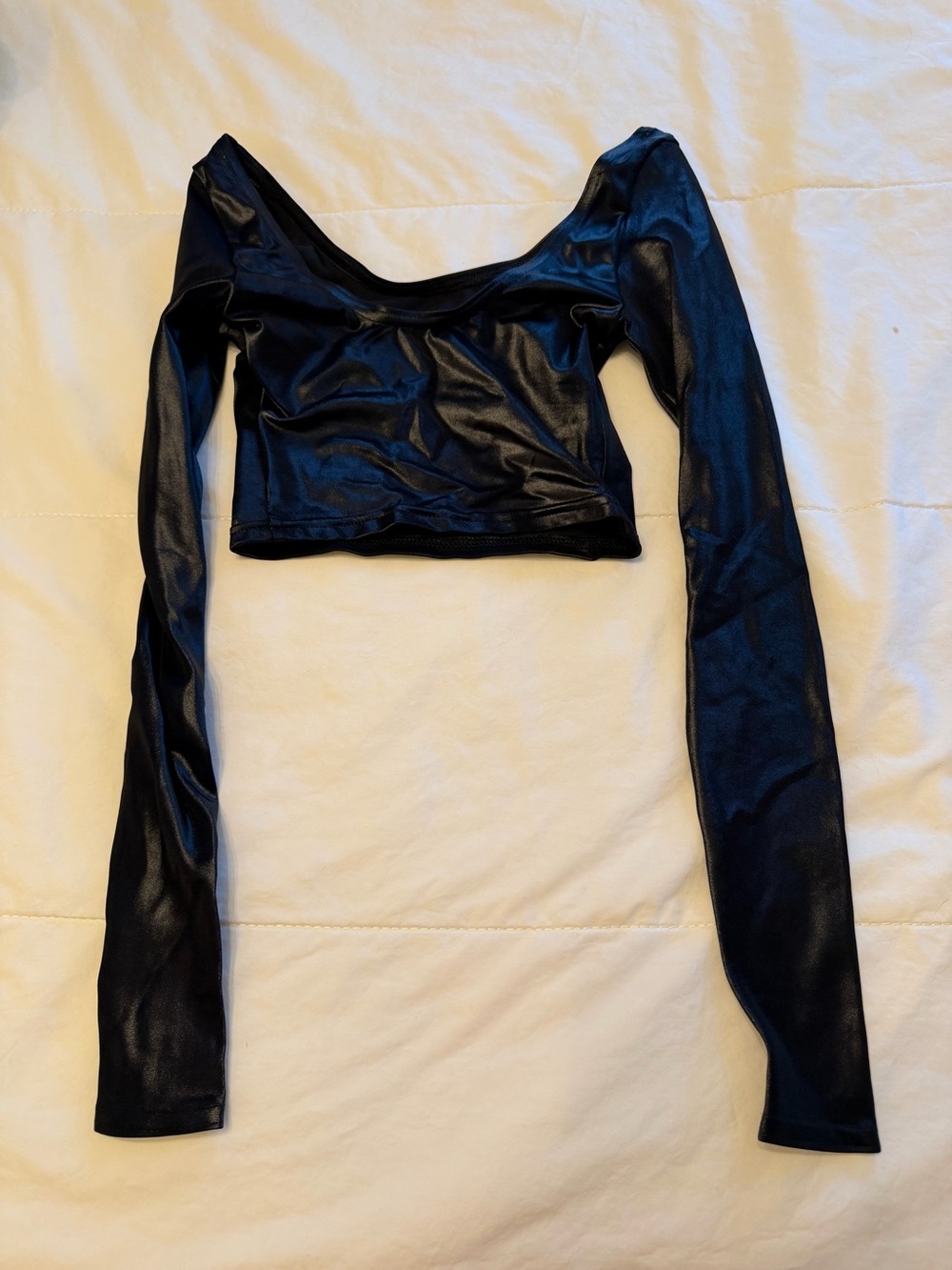 Blackmilk Long-Sleeve Cropped Top - Women XS